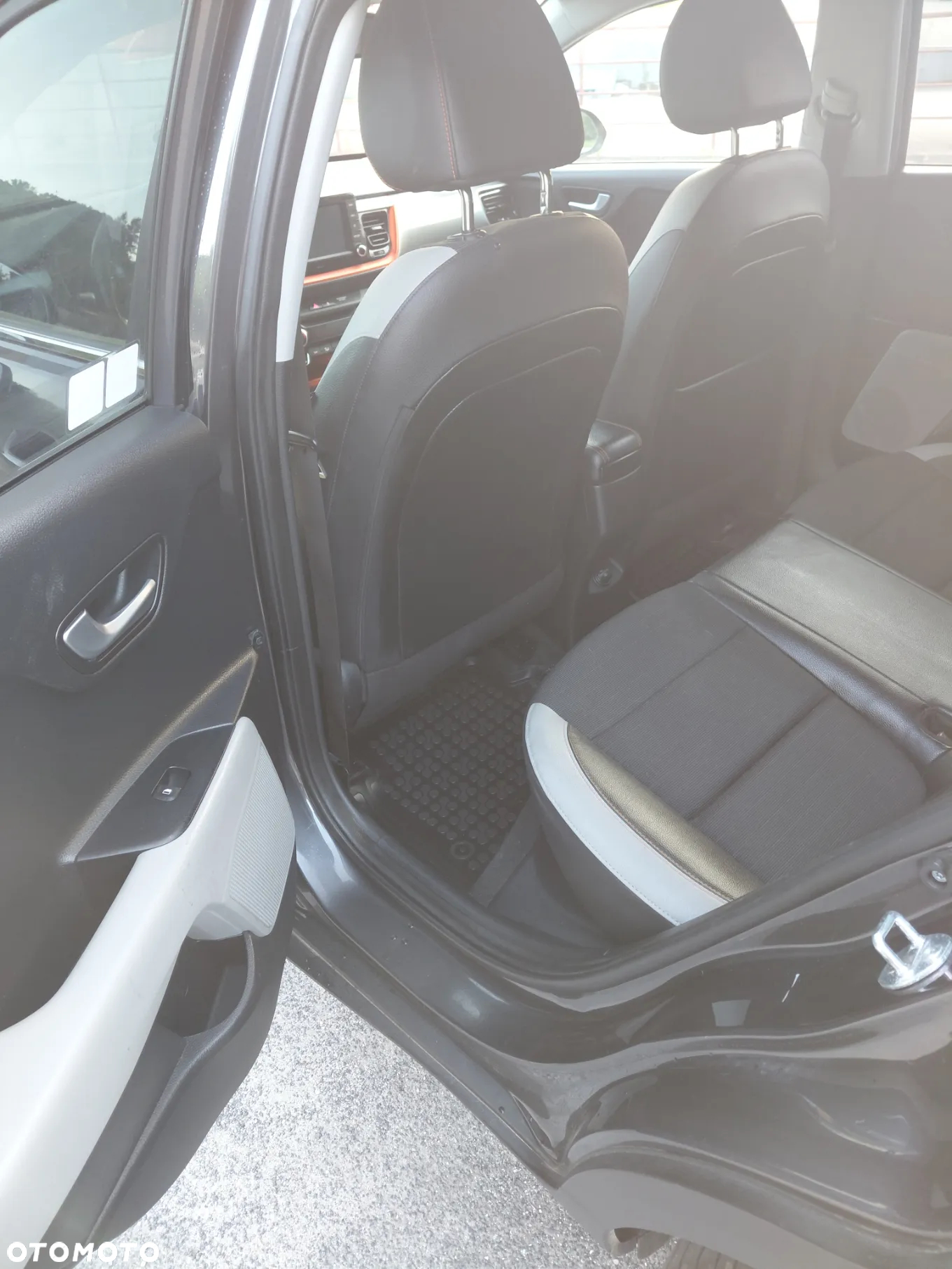 Kia Stonic 1.0 T-GDI XL - 12