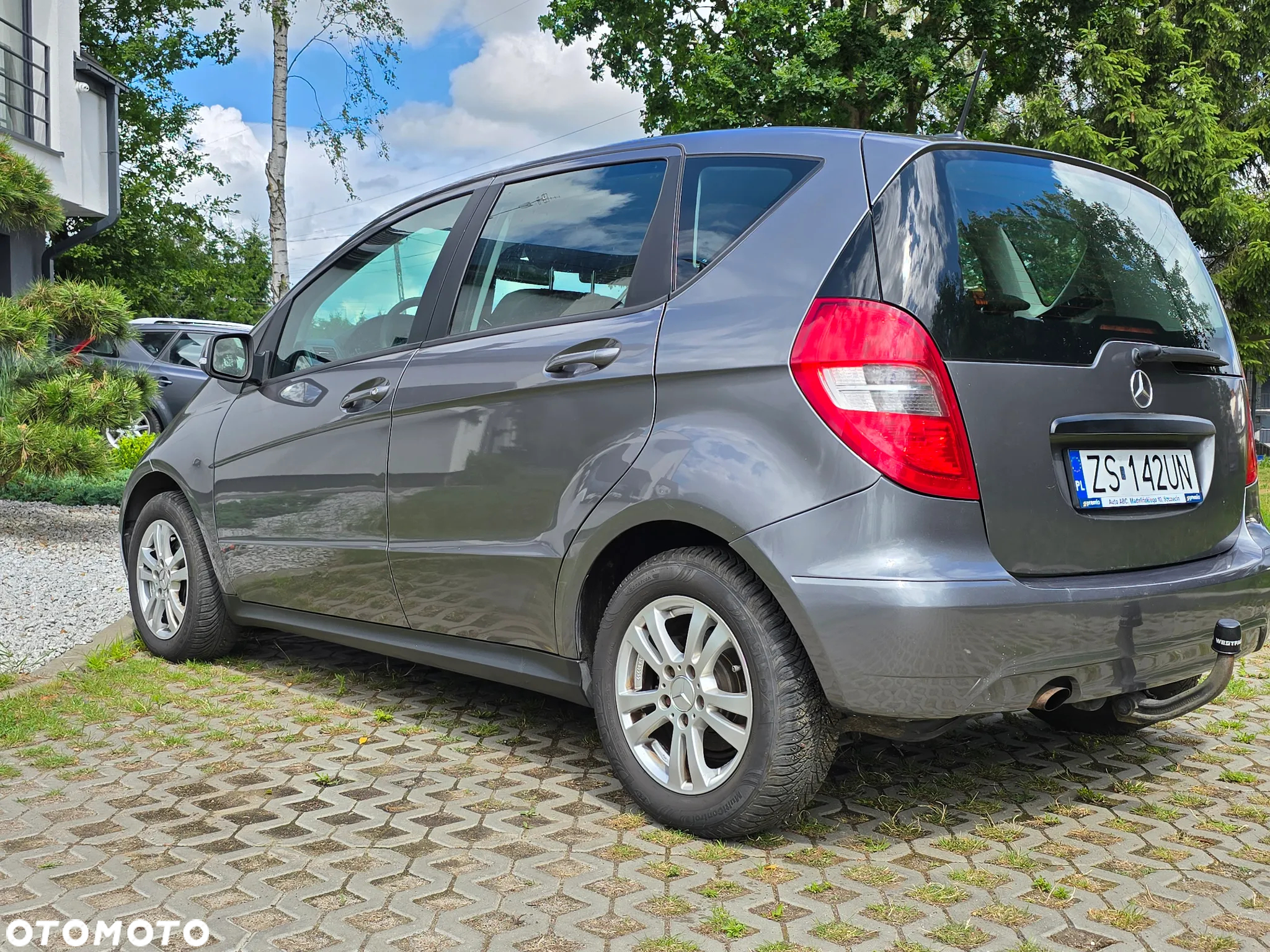 Mercedes-Benz Klasa A 160 BlueEfficiency - 3