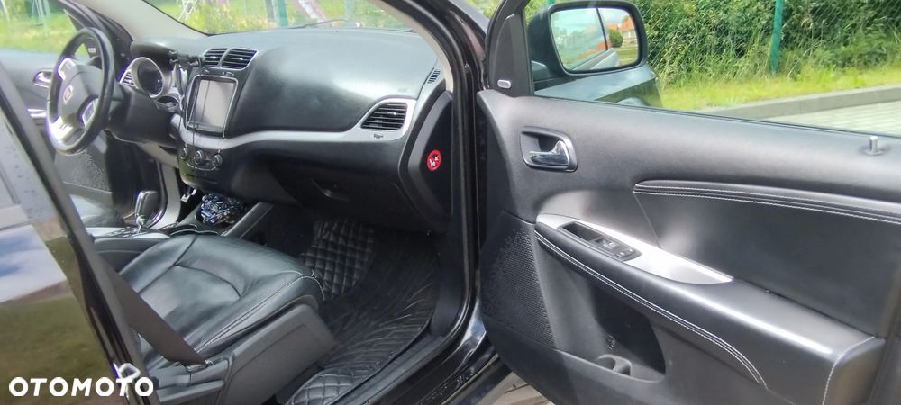 Fiat Freemont 2.0 Multijet Black Code AWD - 13