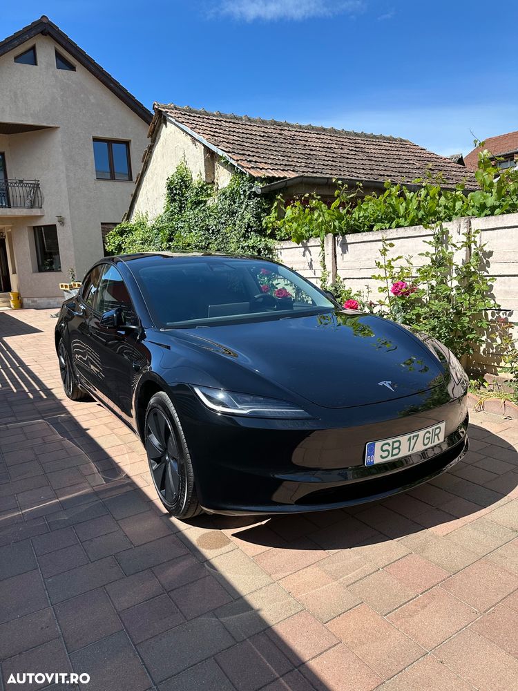 Tesla Model 3 Long Range RWD Premium - 2