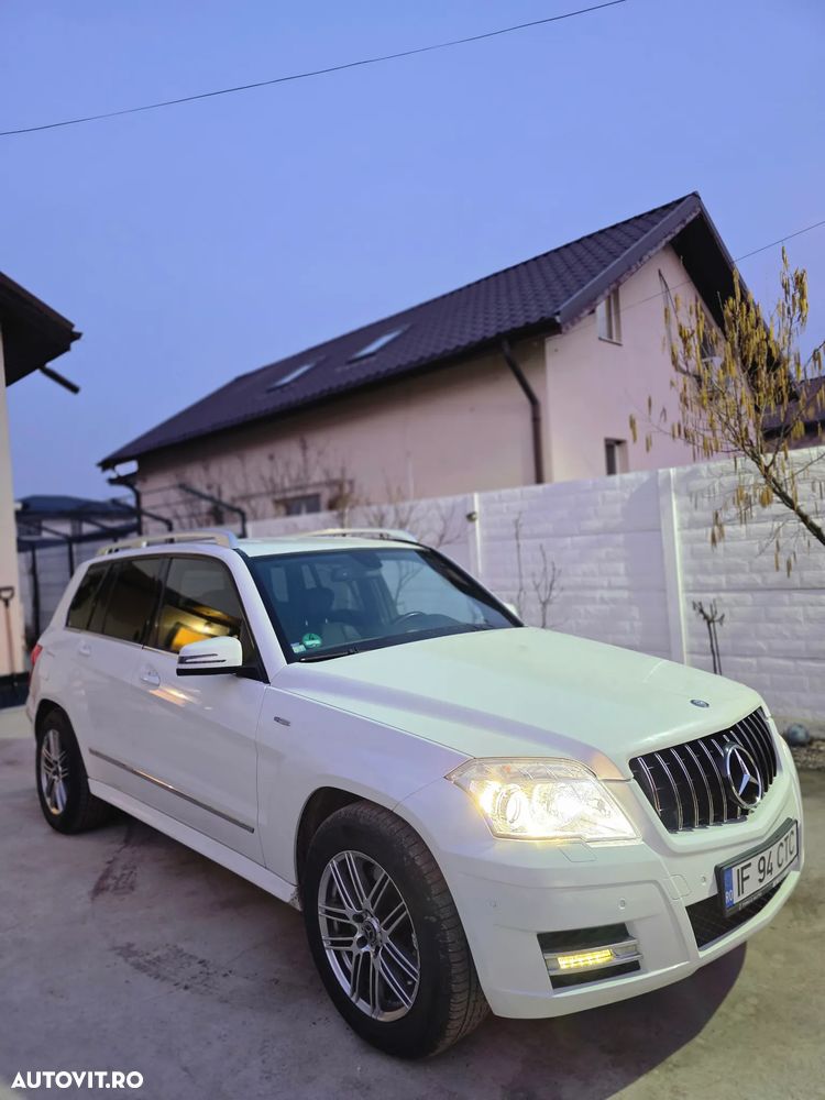 Mercedes-Benz GLK 220 CDI DPF 4Matic BlueEFFICIENCY 7G-TRONIC - 2