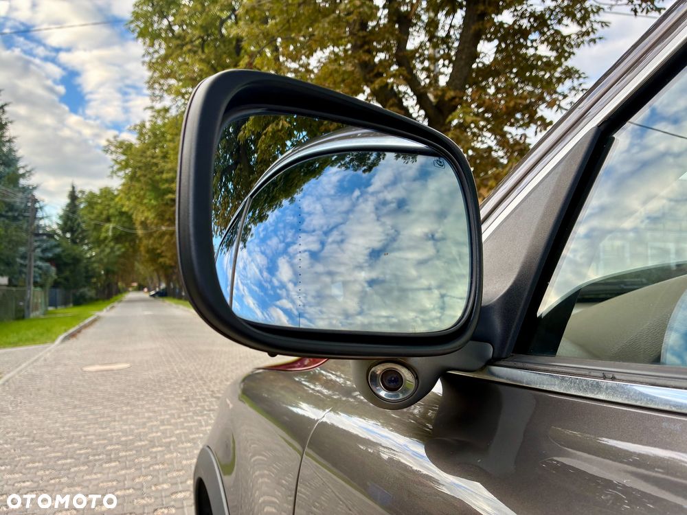 Volvo XC 90 4.4 V8 AWD Momentum - 31