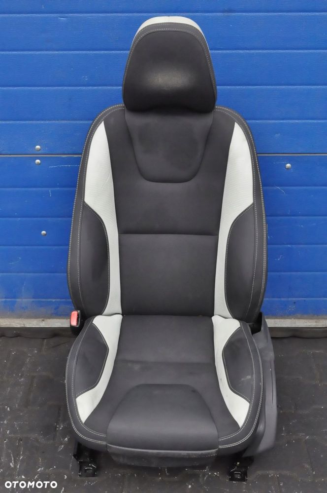VOLVO S60 II V60 RDESIGN  FOTEL KIEROWCY LEWY ELEKTRYCZNY - 1