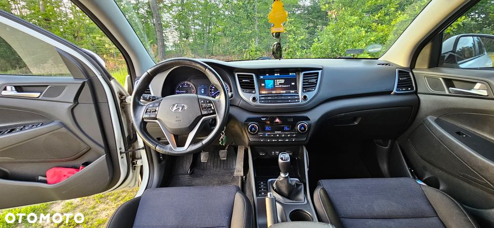 Hyundai Tucson 2.0 CRDi 2WD Trend - 22