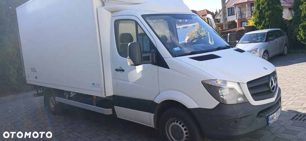 Mercedes-Benz Sprinter - 1