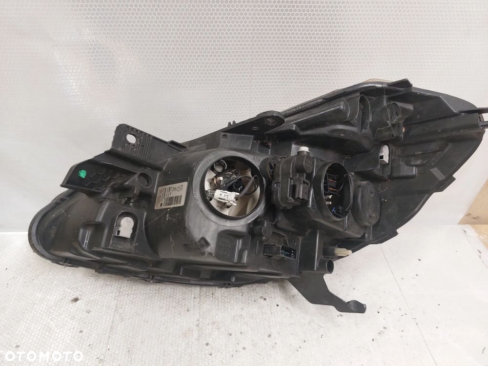 .  LAMPA PRZOD PRZEDNIA PRAWA RENAULT CLIO 3 LIFT - 6