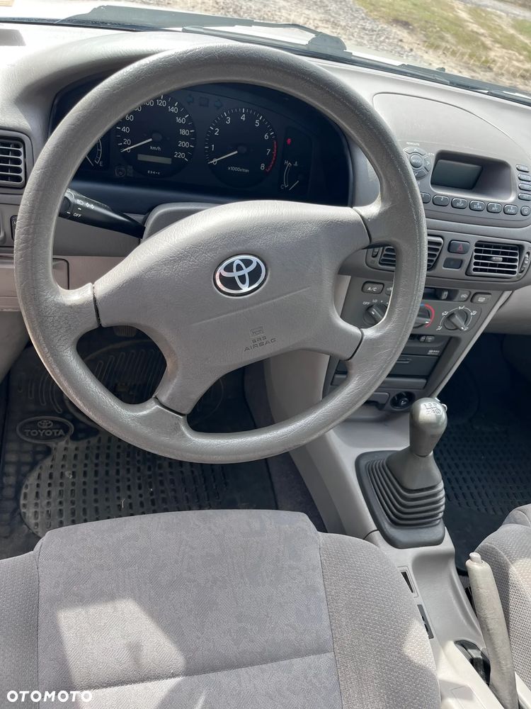 Toyota Corolla 1.4 Terra2 - 14