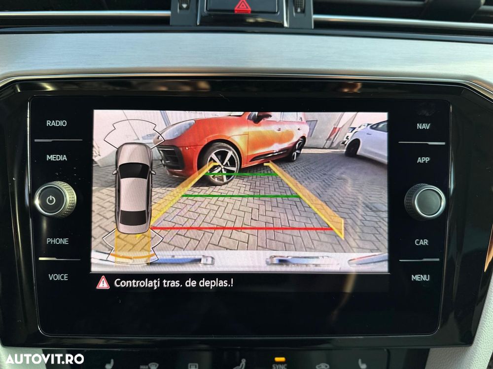 Volkswagen Passat 2.0 TSI OPF DSG 4Motion Elegance - 8