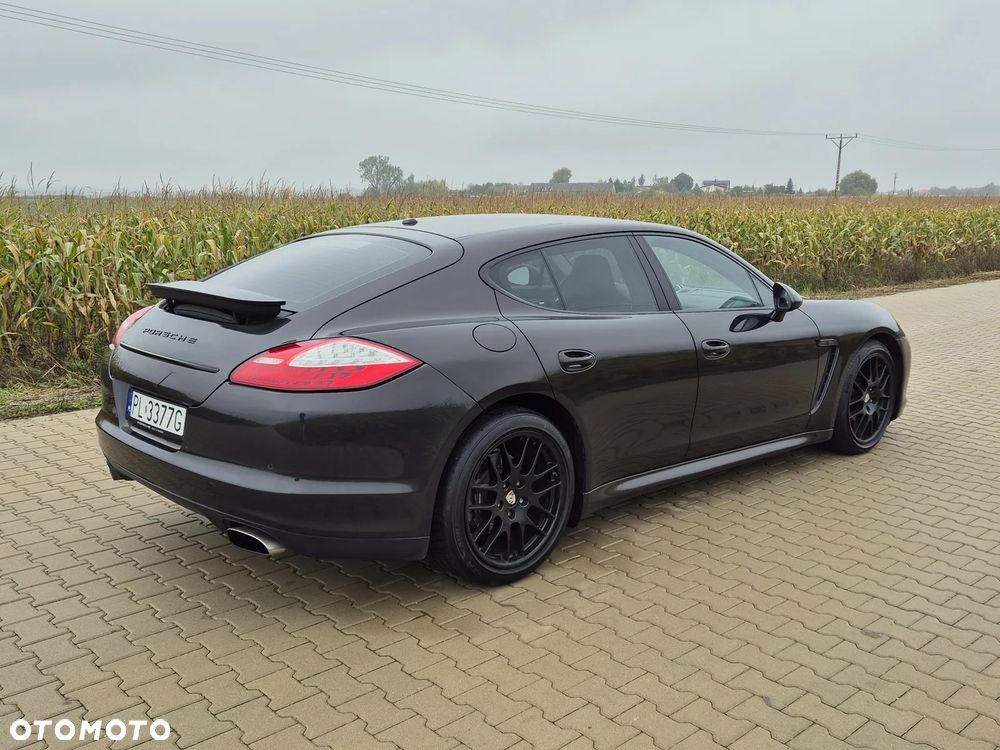 Porsche Panamera - 5