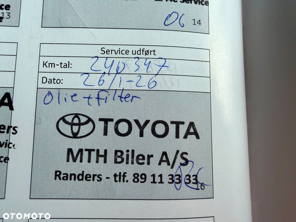 Toyota Avensis Touring Sports 1.8 Executive - 33