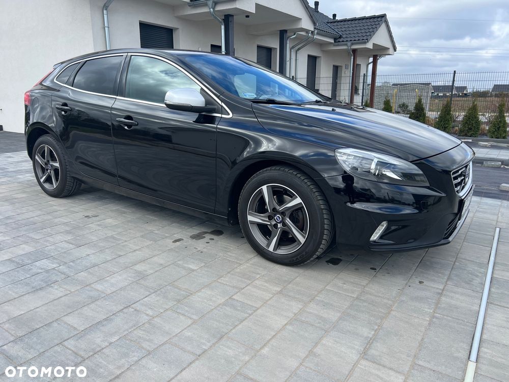 Volvo V40 D2 Drive-E R-Design Momentum - 6