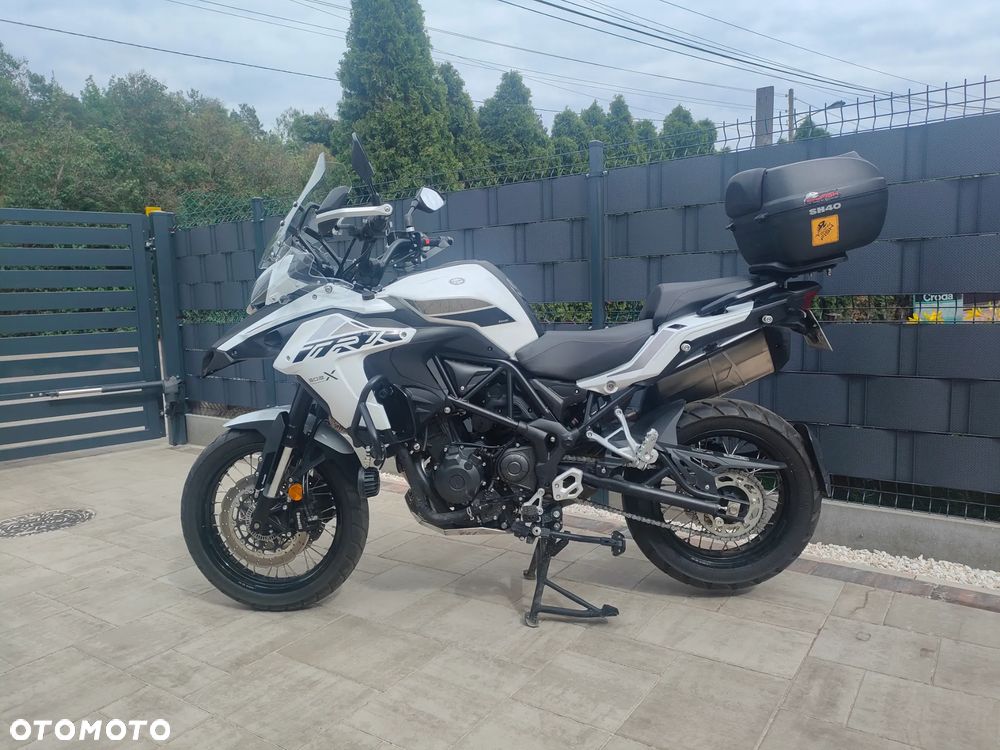Benelli TRK 502X - 10
