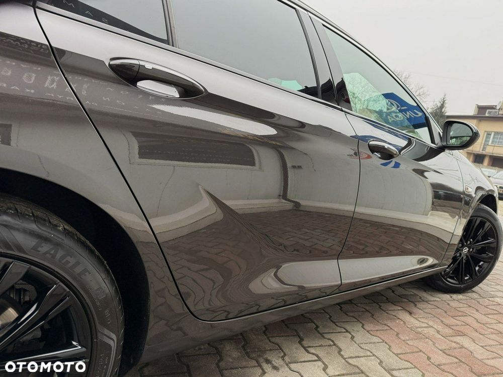 Opel Insignia 2.0 CDTI Business Elegance S&S - 39