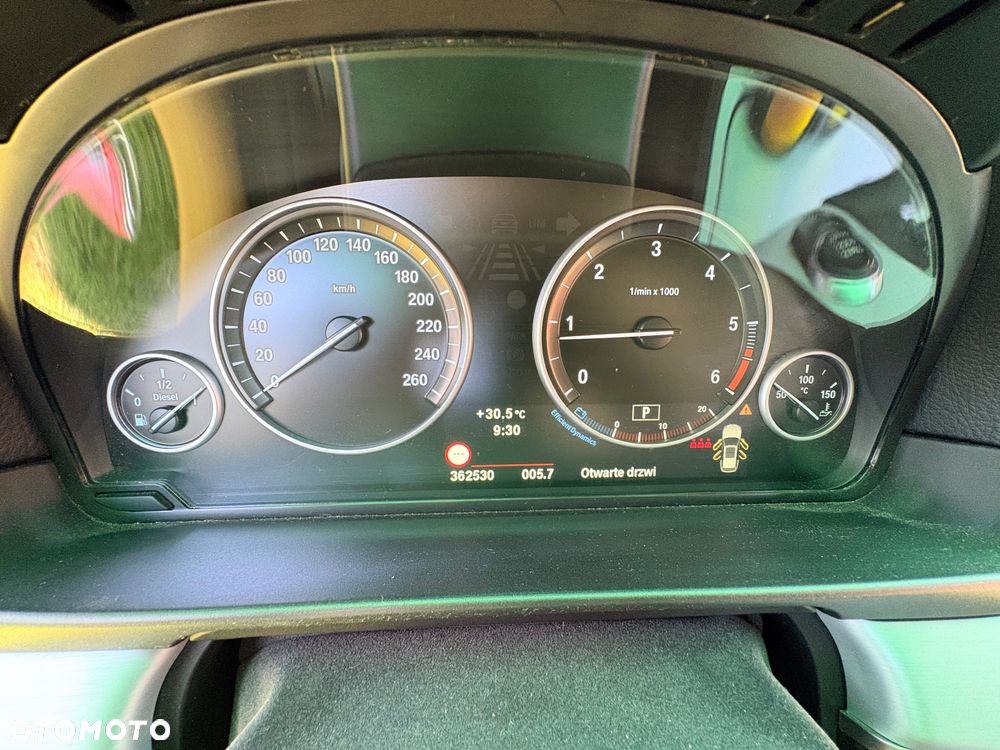 BMW Seria 5 520d - 22
