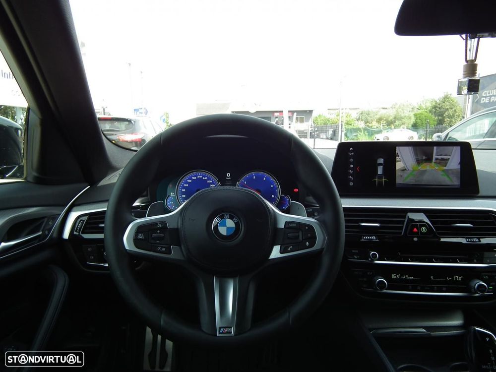 BMW 520 d Pack M Auto - 36