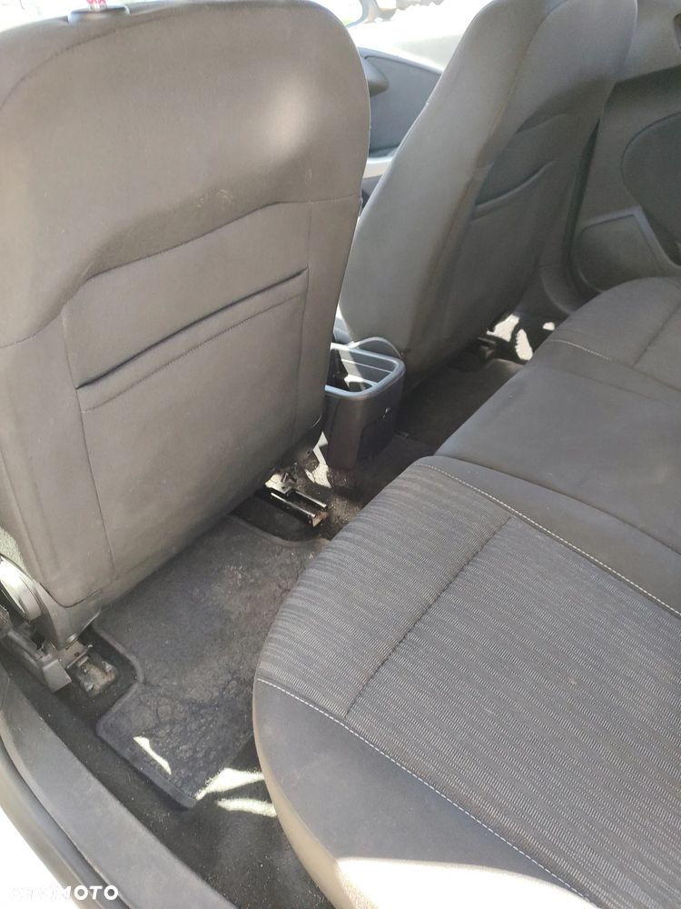 Opel Astra - 13