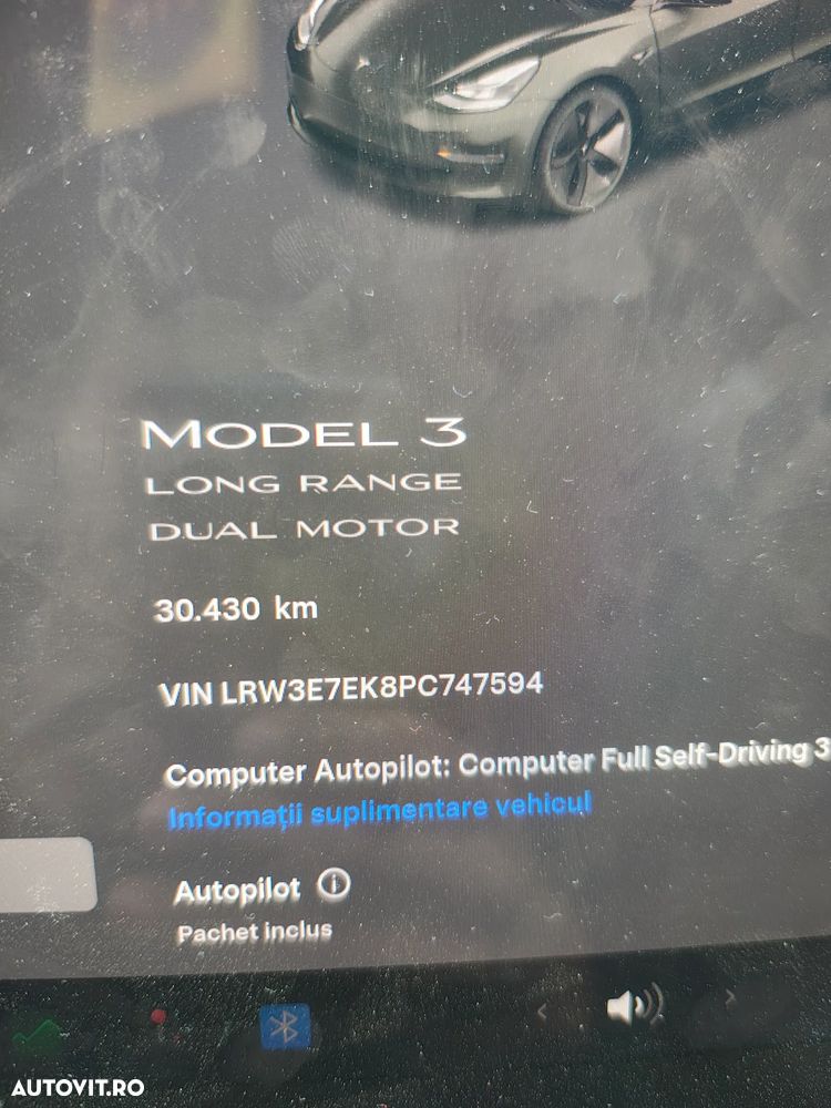 Tesla Model 3 - 4