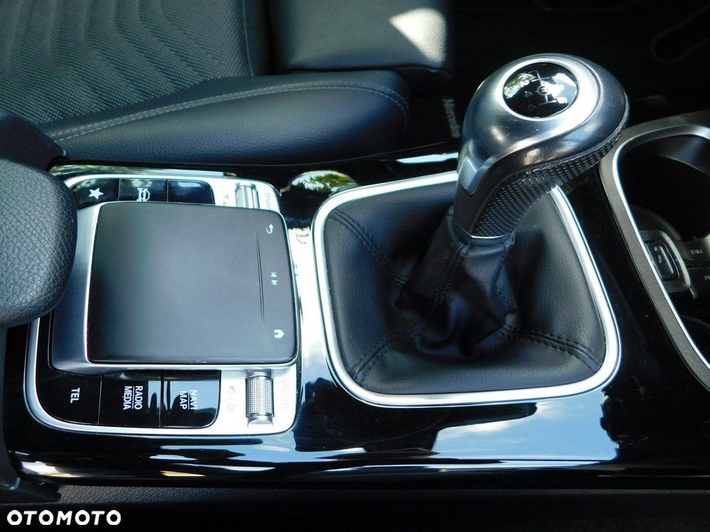 Mercedes-Benz Klasa A 160 Progressive - 17
