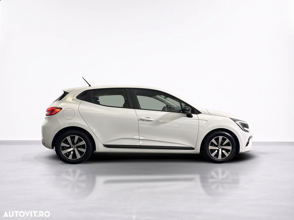 Renault Clio - 7