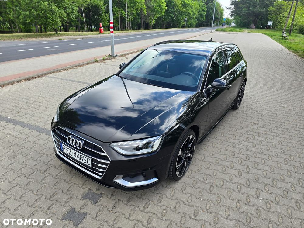 Audi A4 Avant 40 TFSI S tronic - 1