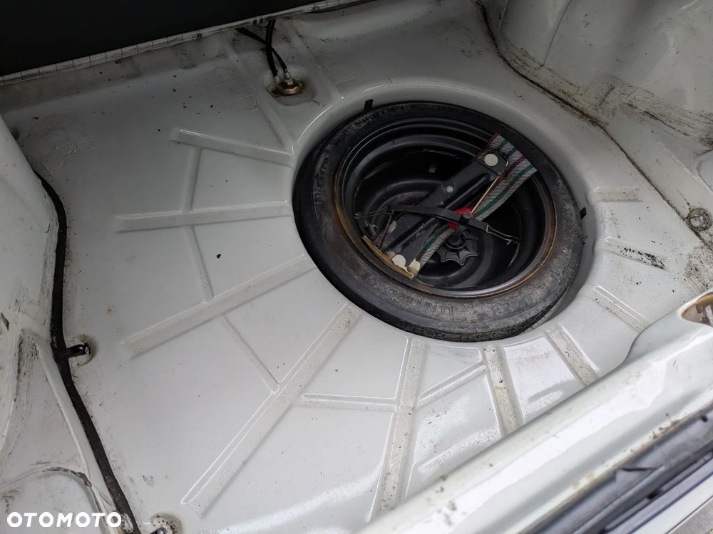 Volkswagen Scirocco - 8