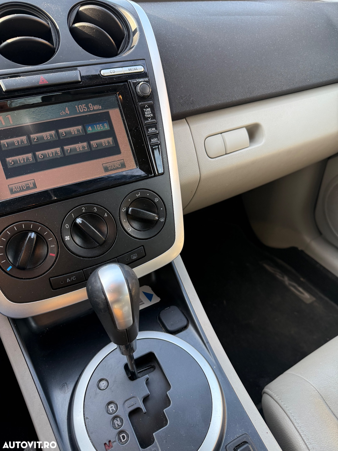 Mazda CX-7 - 8