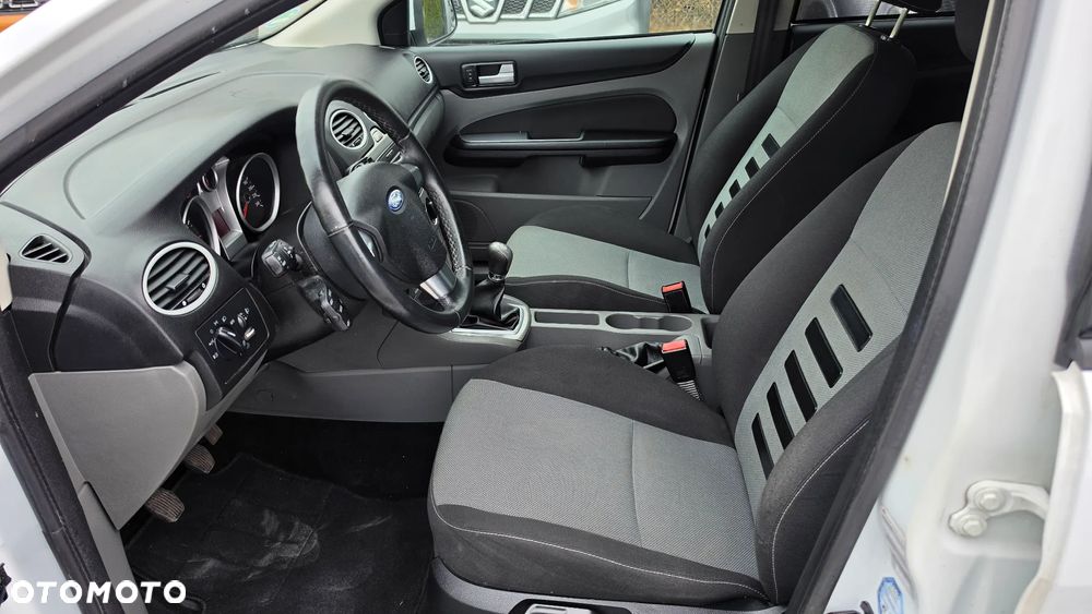 Ford Focus 1.6 FX / Amber X - 14