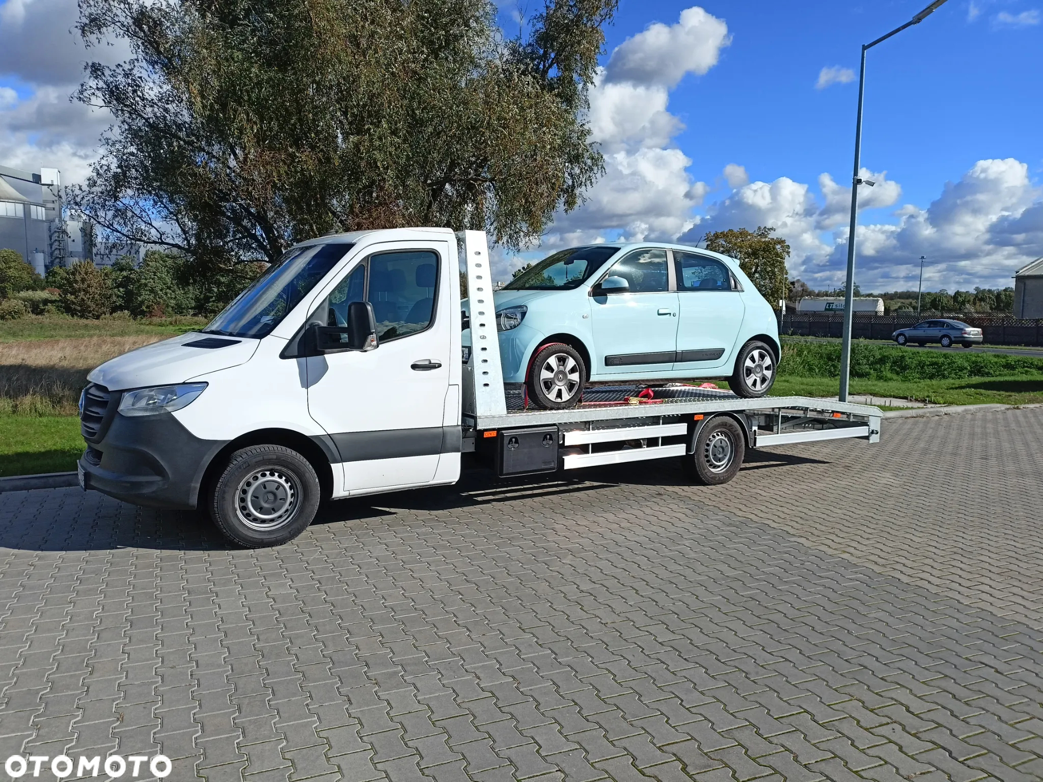 Mercedes-Benz Sprinter - 19
