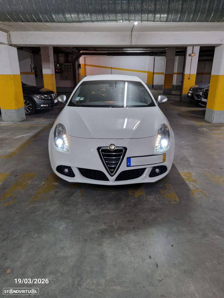 Alfa Romeo Giulietta - 2