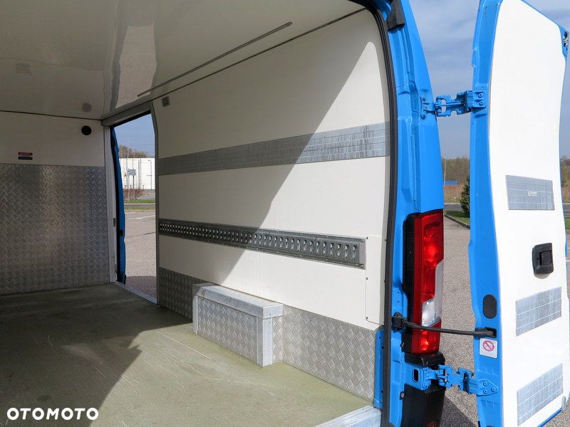 Fiat DUCATO L4H2 MAXI 2,3 180ps, IZOTERMA SZUBERT, LODÓWKA, CHŁODNIA, Salon Polska, tylko 100tyś km!! WEBASTO, koła 16 cali, kamera, Drzwi 270 stopni, Ledy, amortyzowany fotel. - 11