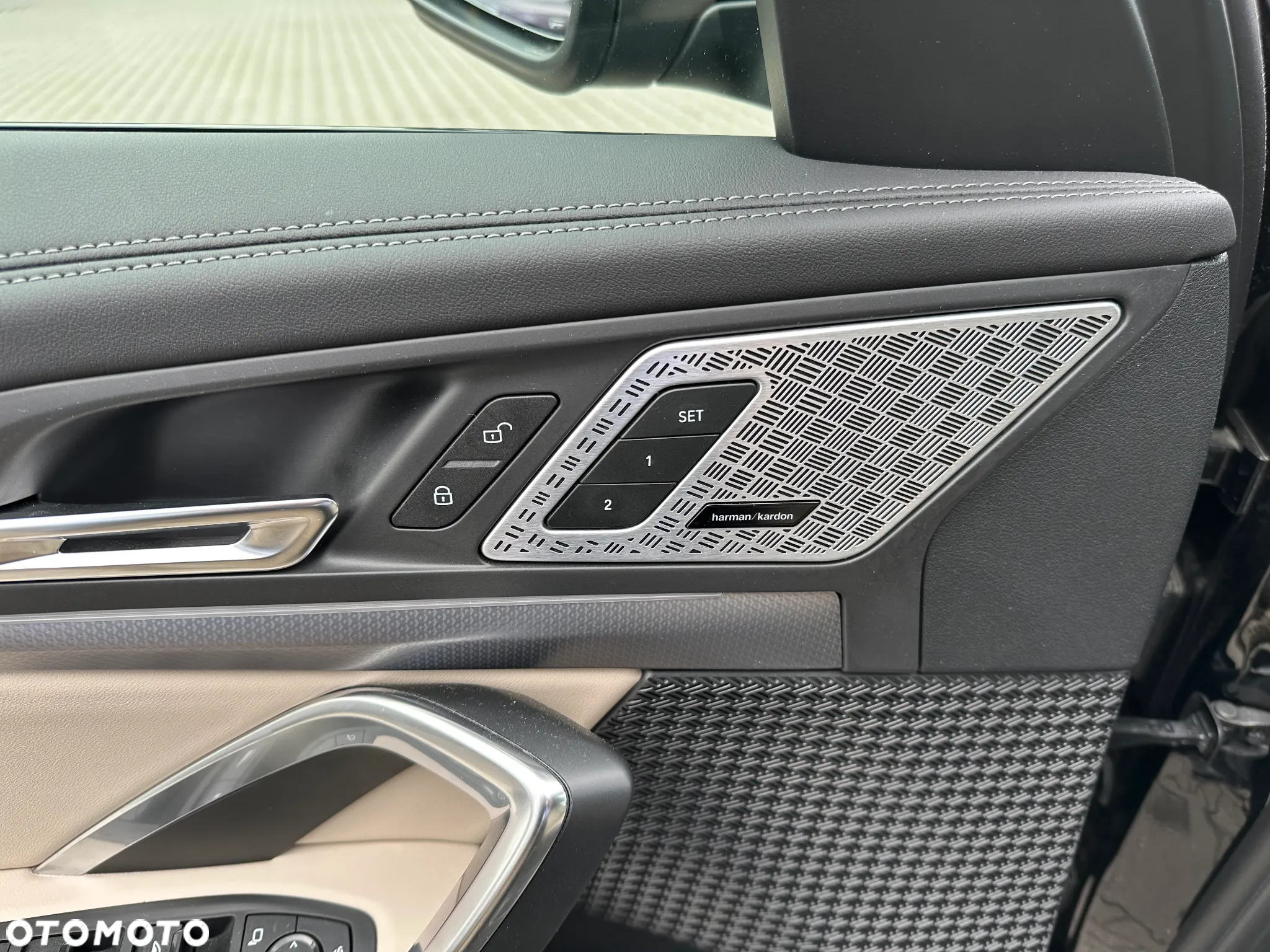 BMW iX1 xDrive30 66.5kWh M Sport Edition - 13