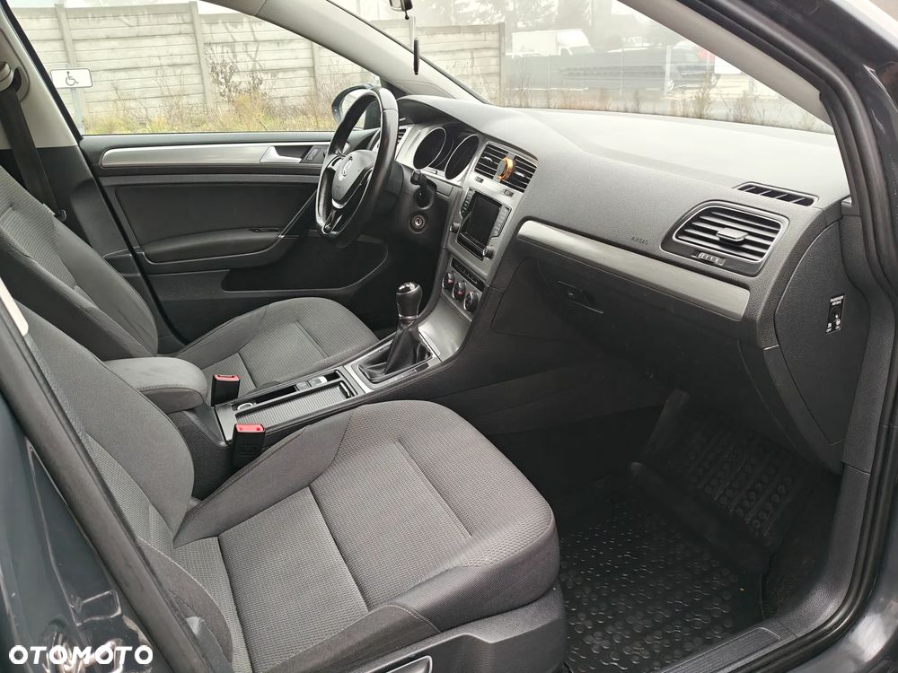 Volkswagen Golf VII 1.6 TDI BlueMotion Trendline - 9