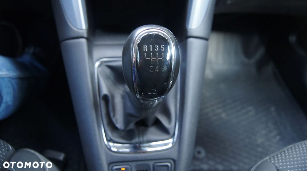 Opel Zafira 2.0 D Start/Stop Business - 25