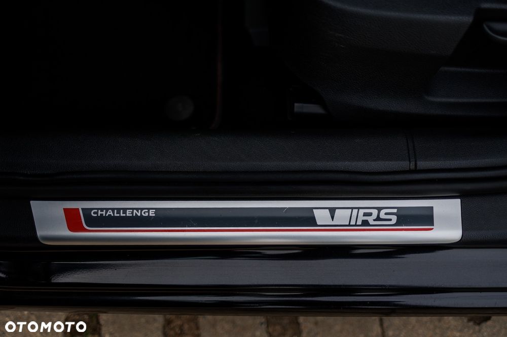 Skoda Octavia 2.0 TDI DSG RS - 27