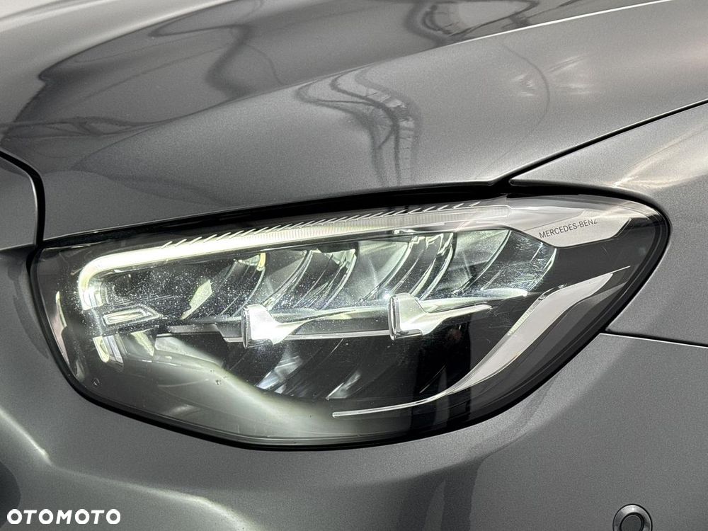 Mercedes-Benz Klasa E 220 d 4-Matic AMG/Avantgarde - 27