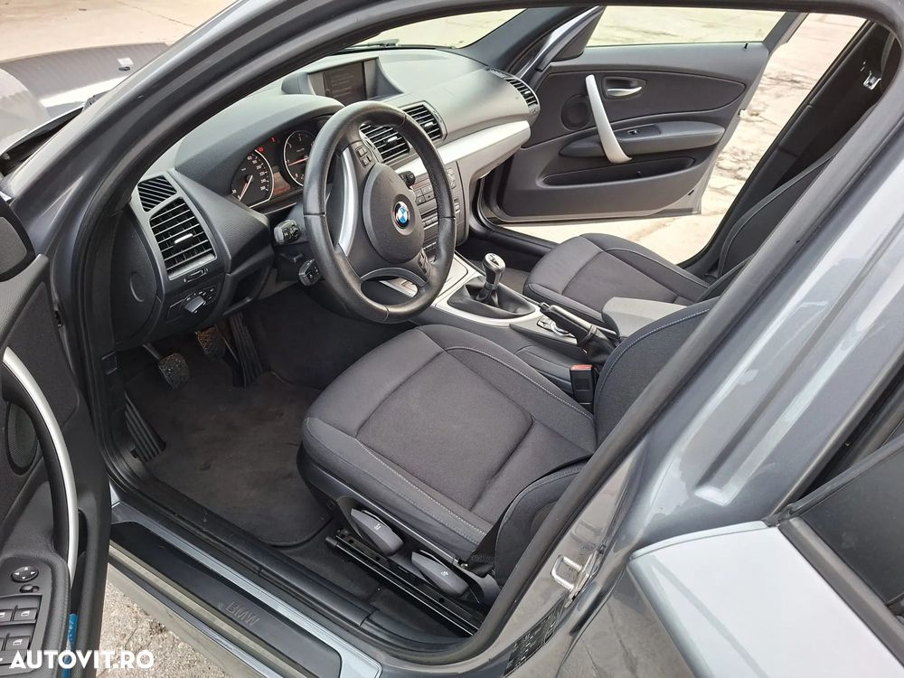 BMW Seria 1 120d - 4
