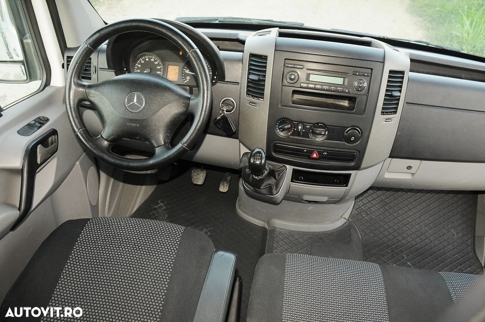 Mercedes-Benz Sprinter - 7