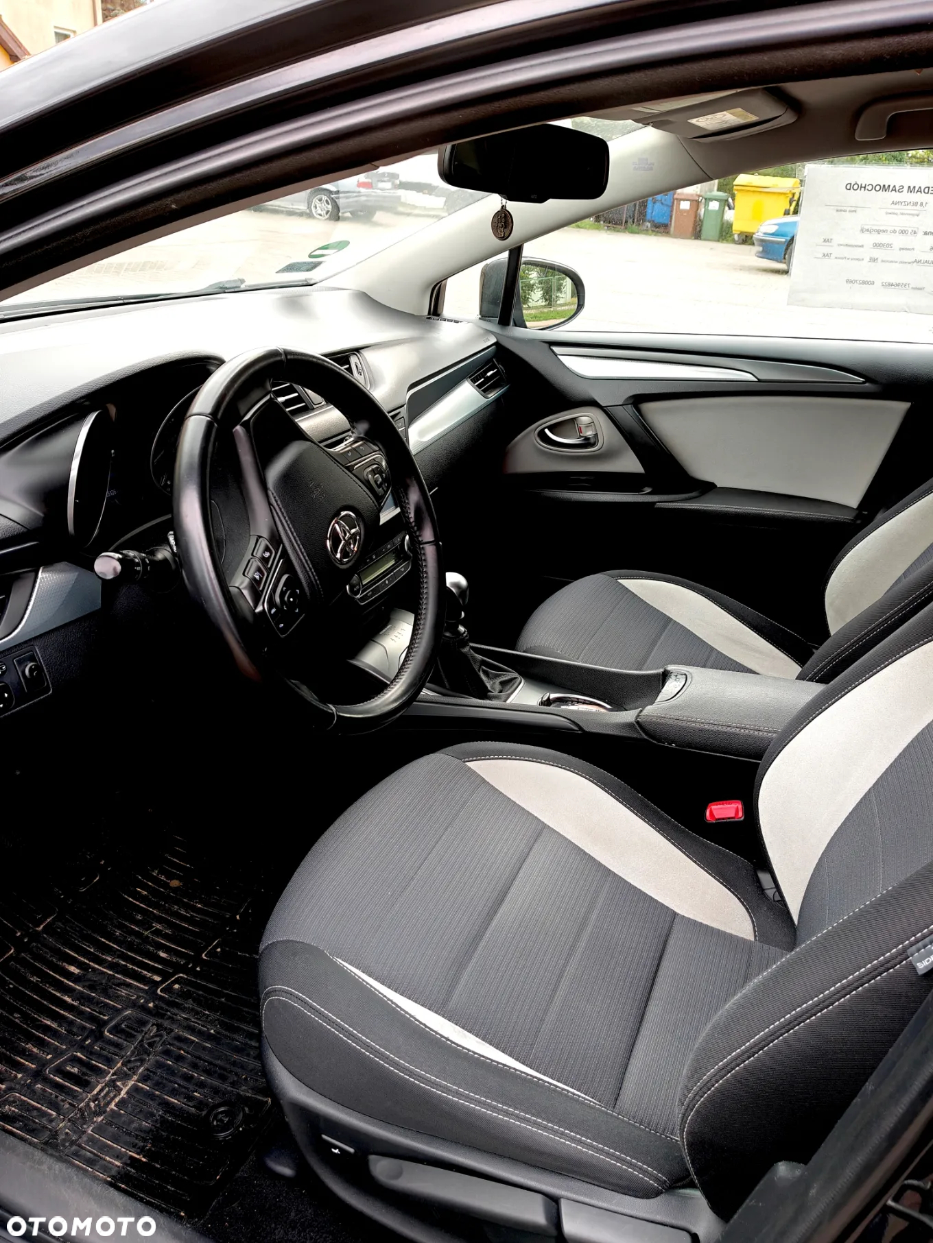 Toyota Avensis 1.8 Selection - 6