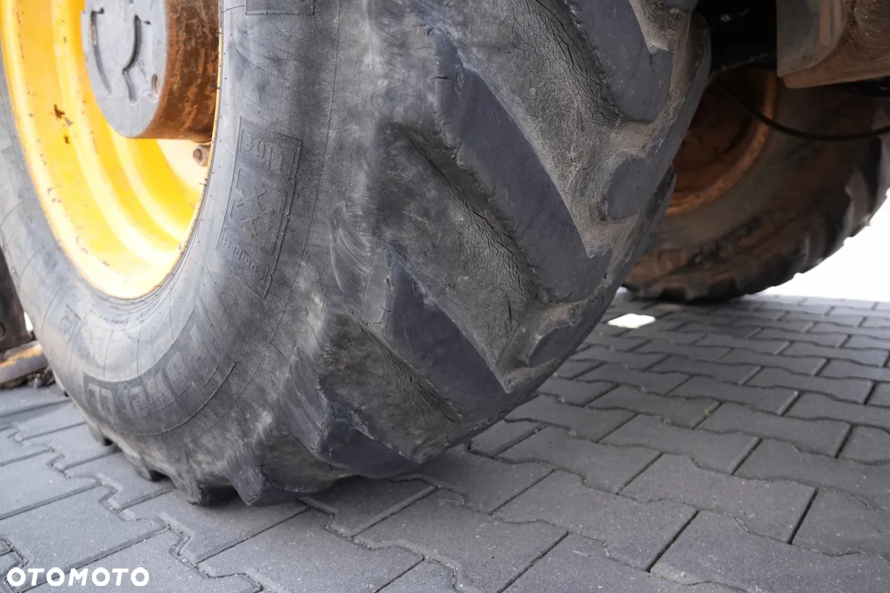 JCB 3CXCAEC / KOPARKO-ŁADOWARKA  / JOYSTICK / 2011 R - 25