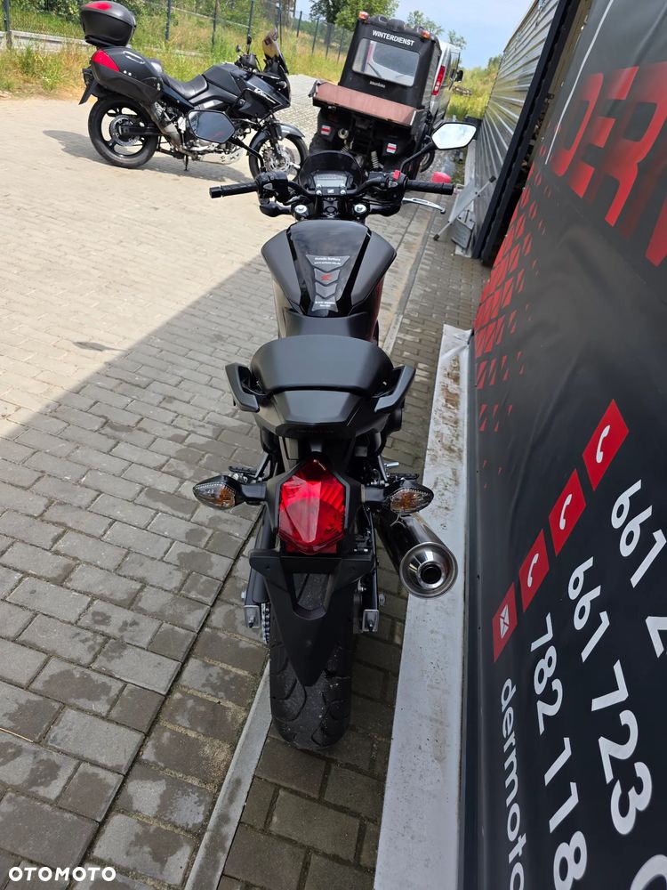 Honda NC - 16