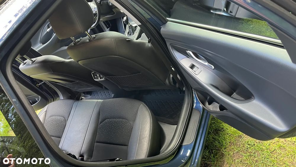 Hyundai i30 1.6 CRDi Premium - 15