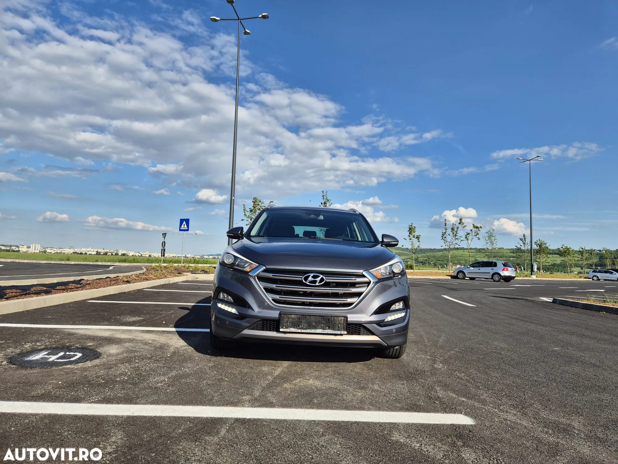 Hyundai Tucson 2.0 CRDI 4WD Automatik Advantage - 5