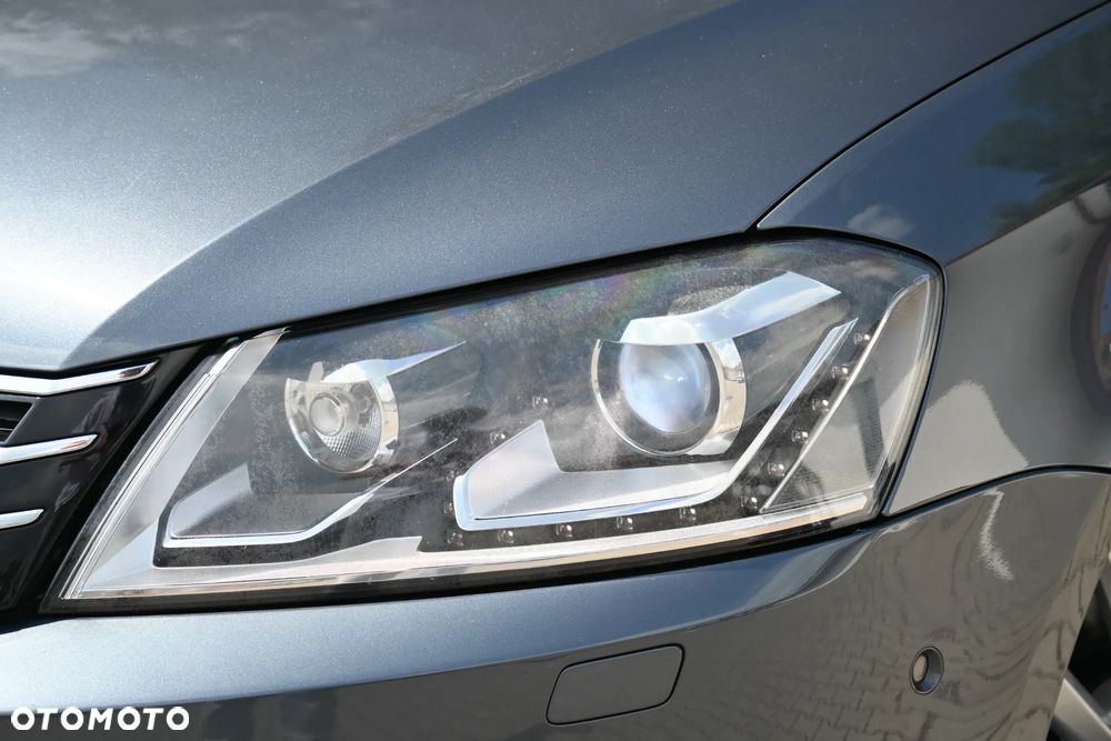 Volkswagen Passat 1.8 TSI DSG Highline - 38