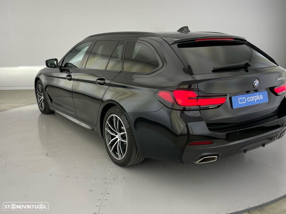 BMW 520 d Pack Desportivo M Auto - 26