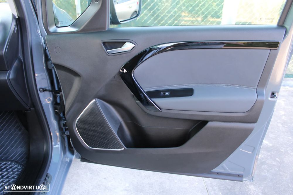 Mercedes-Benz T 180 d Auto Progressive - 49