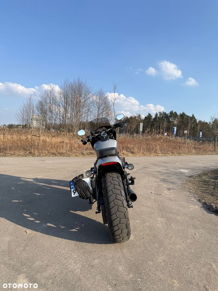 Harley-Davidson Softail Fat Bob - 5