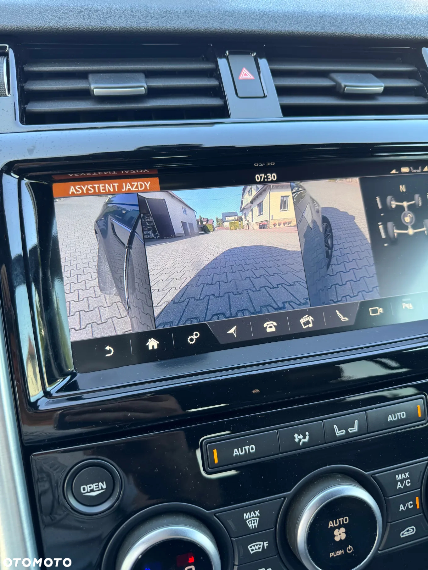 Land Rover Discovery V 2.0 SD4 HSE - 15