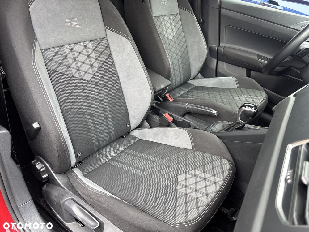 Volkswagen Taigo - 29