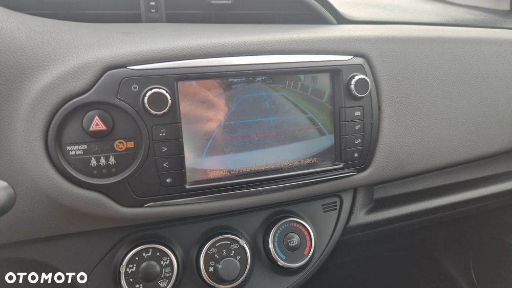 Toyota Yaris 1.4 D-4D Active - 19