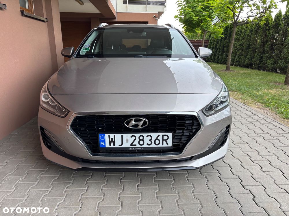 Hyundai i30 1.4 T-GDI DCT Premium - 10